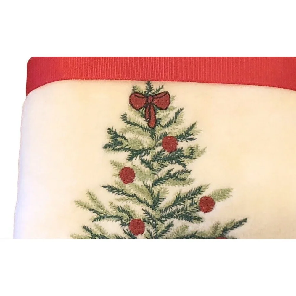 Merry Christmas Tree Hand Towels Embroidered White Buffalo Check 16x28